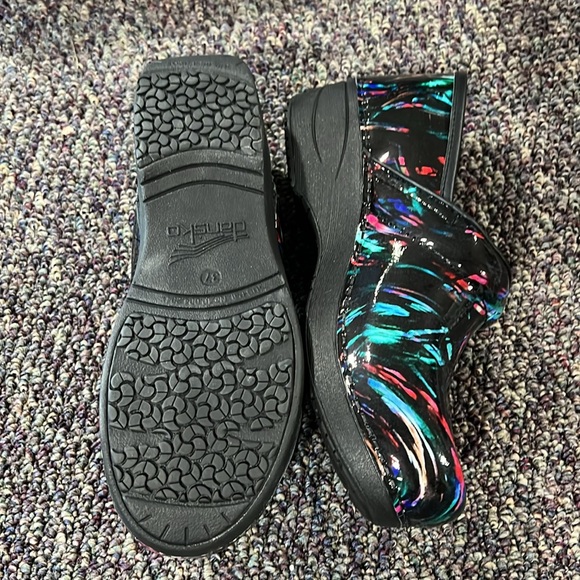 Dansko XP 2.0 Paint Swirl size 37 - Picture 3 of 4